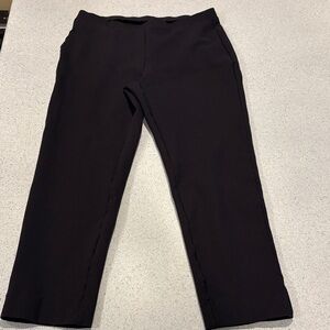 Women's Black Capris